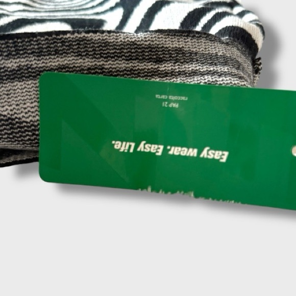 Black & White Women's Crop Top - M - Picture 8 of 8